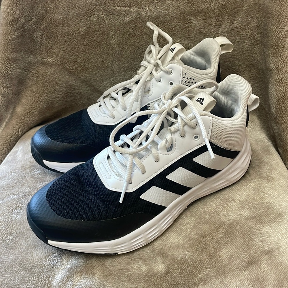 Adidas big kid basketball shoes